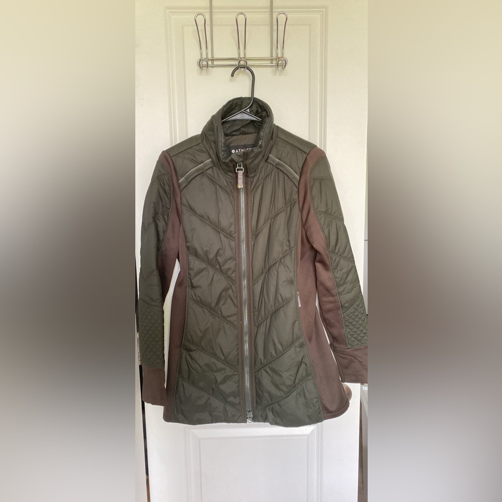 Athleta featherless puffer